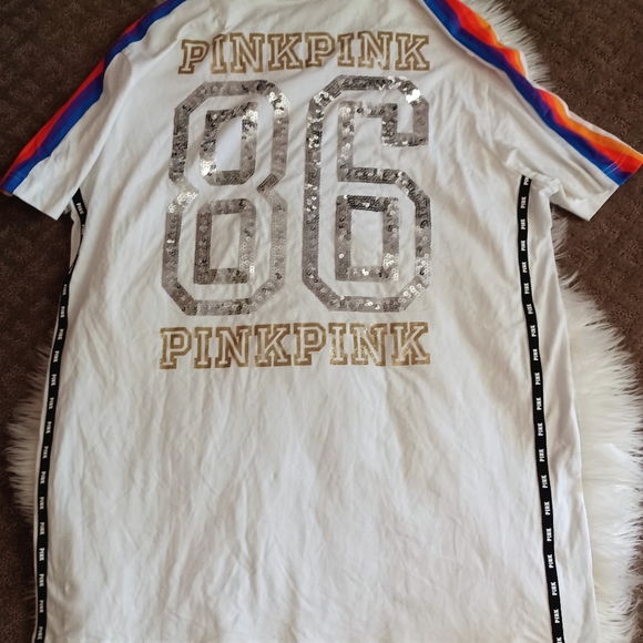 RARE HTF VS PINK LG SHIRT 2018, MED LEGGINGS GORGEOUS OUTFIT - Picture 6 of 16